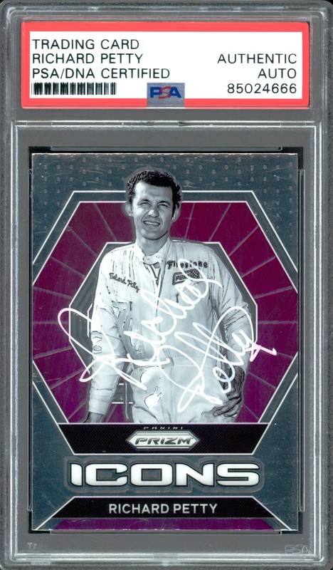 Richard Petty Signed 2022 Panini Prizm Card #81 NASCAR PSA/DNA