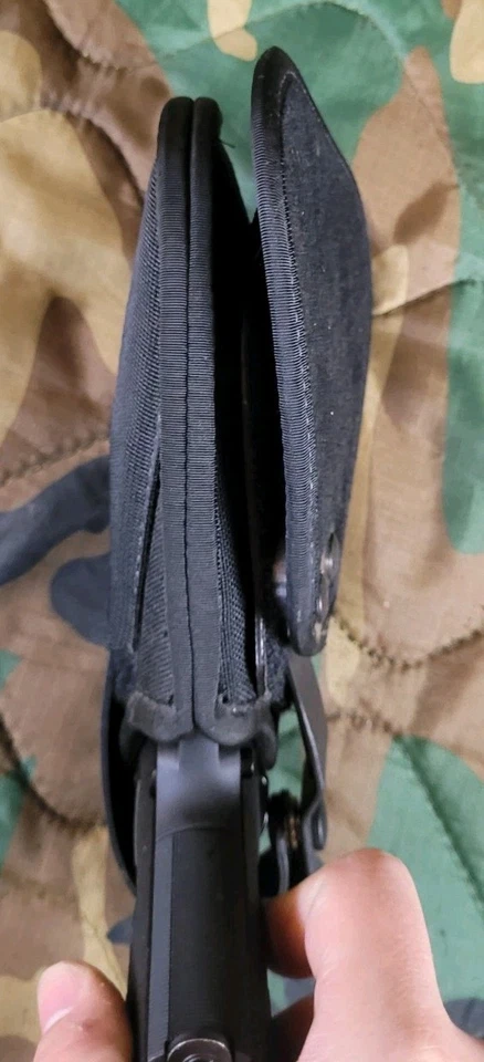 Funda de paleta de nailon negra para diestros Uncle Mikes talla 11 4 en 1911 Foto 3 de 4