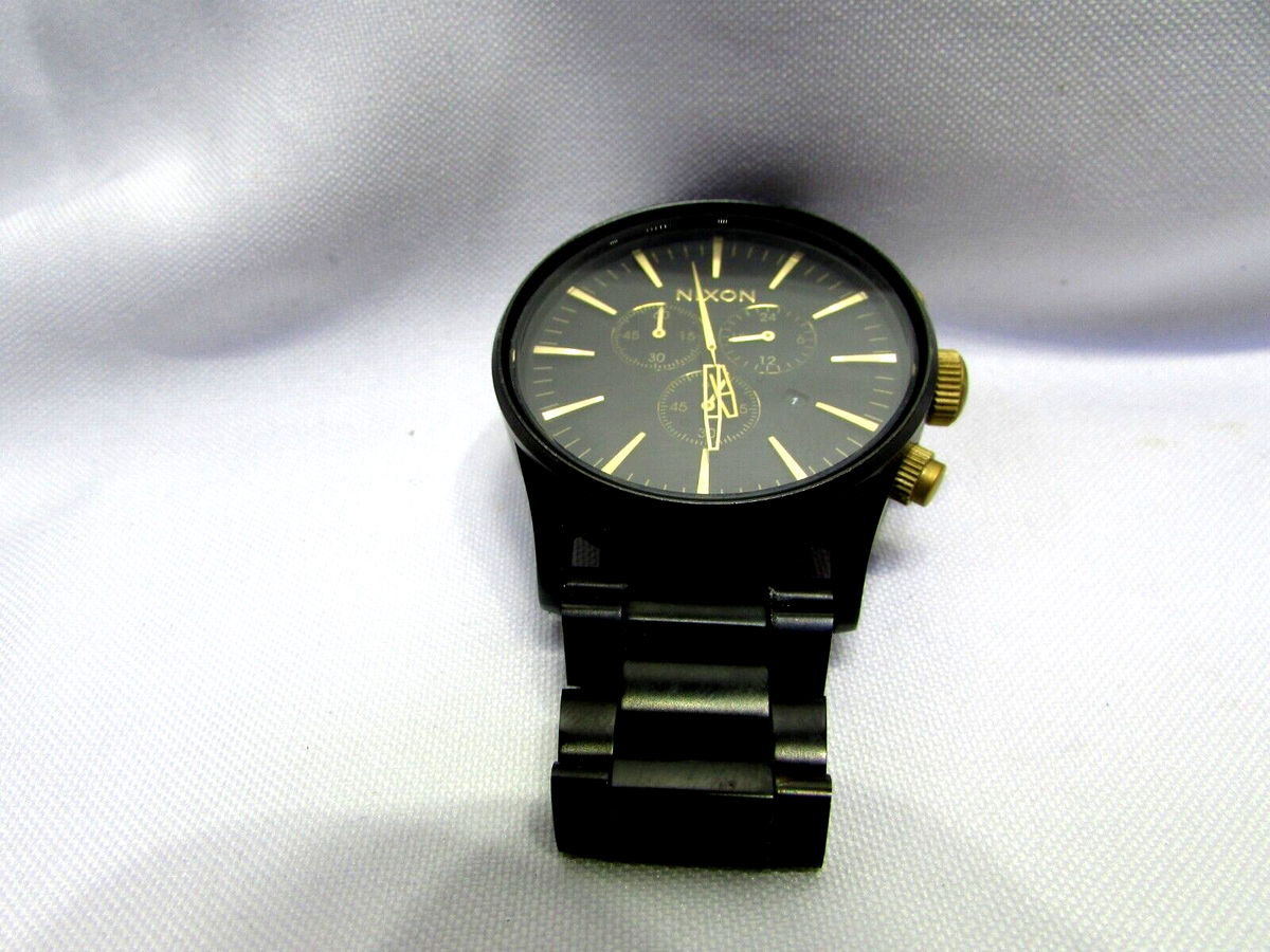 NIXON NEVER BE LATE THE SENTRY CHRONO 17F