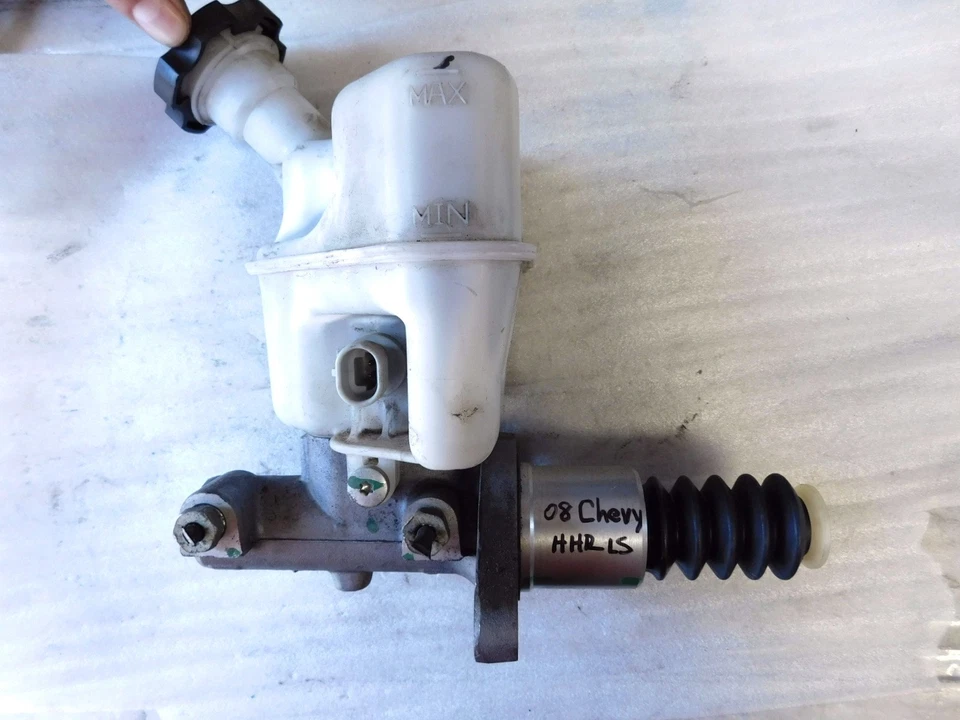 15939484 08 2008 Chevrolet HHR FRENO PARADA CILINDRO MAESTRO CON DEPÓSITO #F-36 Foto 2 de 4