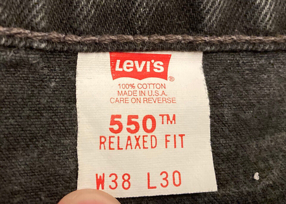 VINTAGE Black Levi's 550 MADE USA TAG 38 X 30 (MEASURES 37 X VINTAGE Black Levi's 550 MADE USA TAG 38 X 30 (MEASURES 37 X