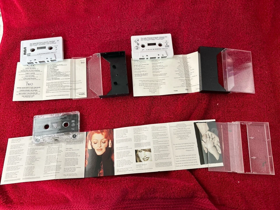 Wynonna Judd & The Judds 4 Cassette Lot Heartland Hits & Revelations Foto 4 de 4