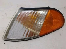  1995 1996 HYUNDAI SONATA Left Driver Side OEM Turn Signal Corner Light 
