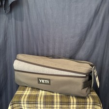 Yeti Lowlands Blanket Smoke Blue 55  x 78  With Carrying Case   W2