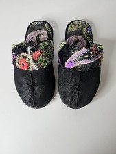 vera bradley slippers medium 7-8 black
