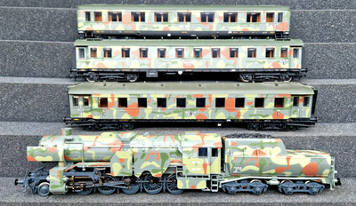 Liliput  Bachmann L130002 Set Truppen-Transport Zugset BR 42 + 3 Wagen DRG