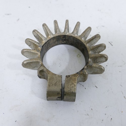 Honda CB 750 K Briede Auspuff Brieden Auspuffbefestigung Krümmerschelle 80262