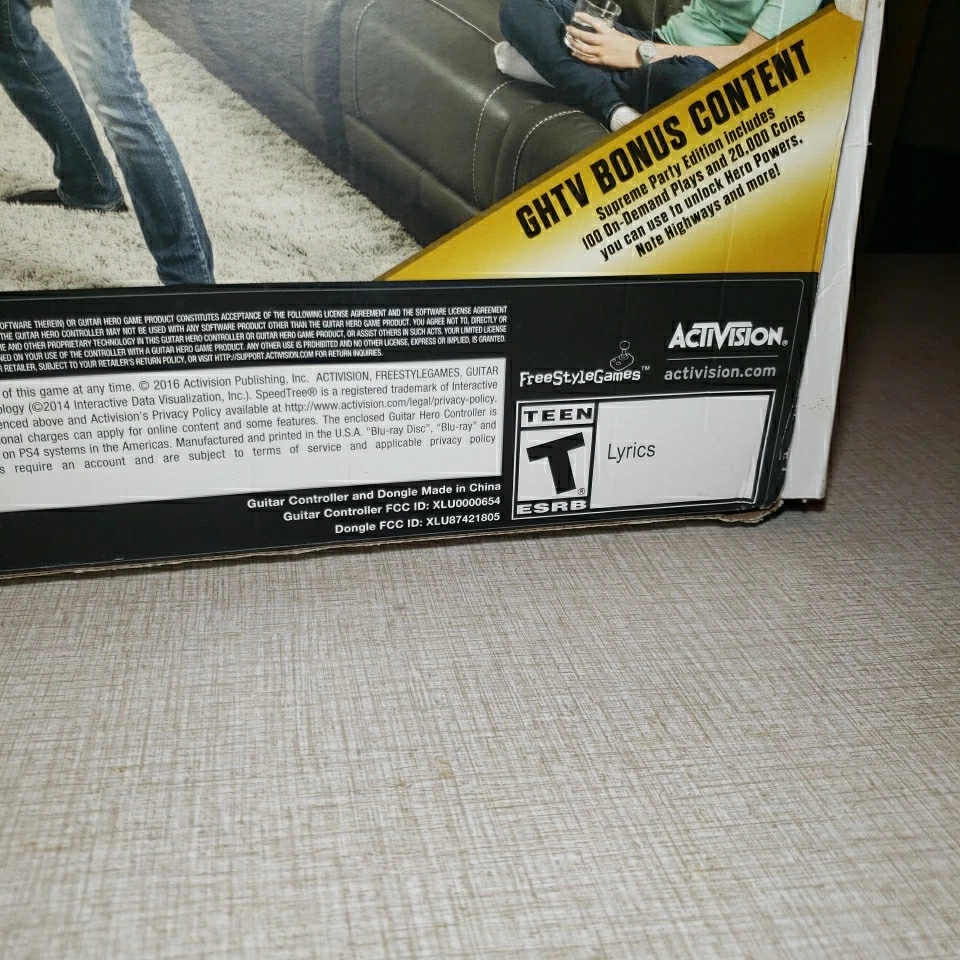 Guitar Hero Live Supreme Party Edition PlayStation 4 Todo excepto papeles Foto 4 de 4