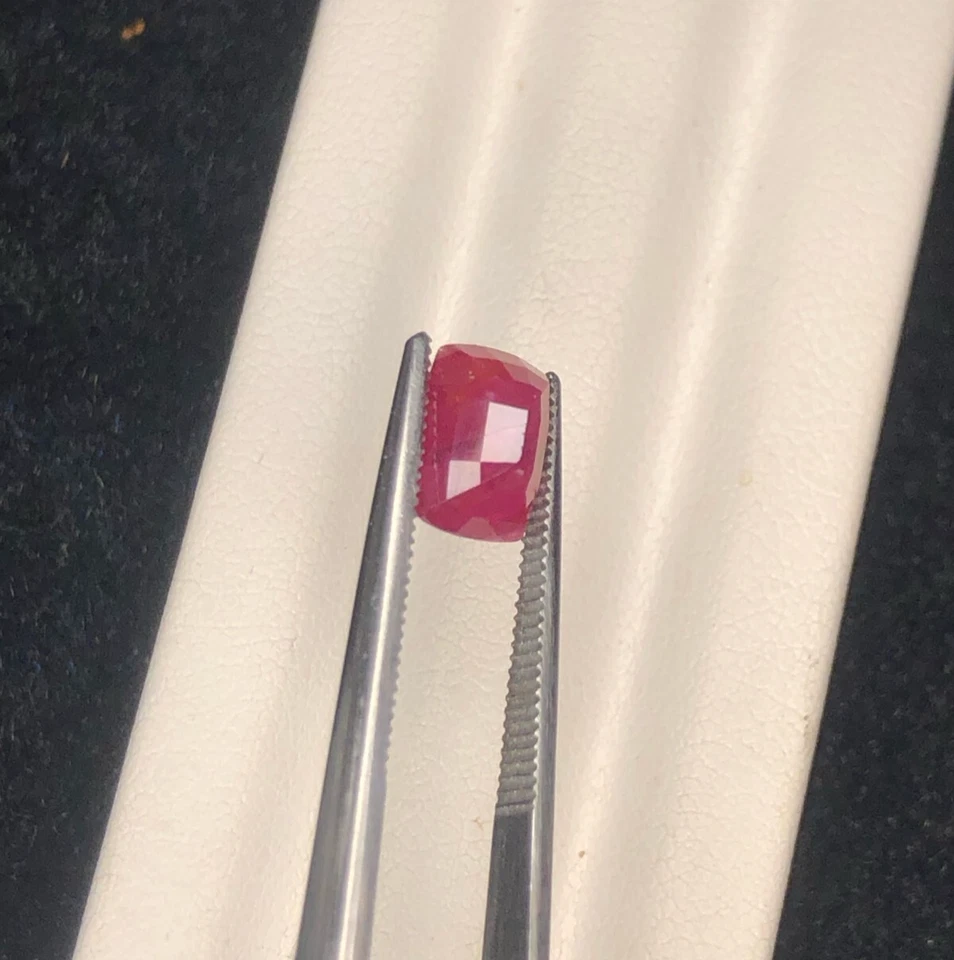 2.10 ct Top Quality Natural ruby loose gemstone From Afghanistan - Image 3 of 4
