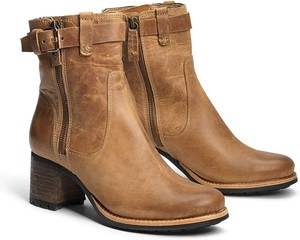 trask madison waterproof boot