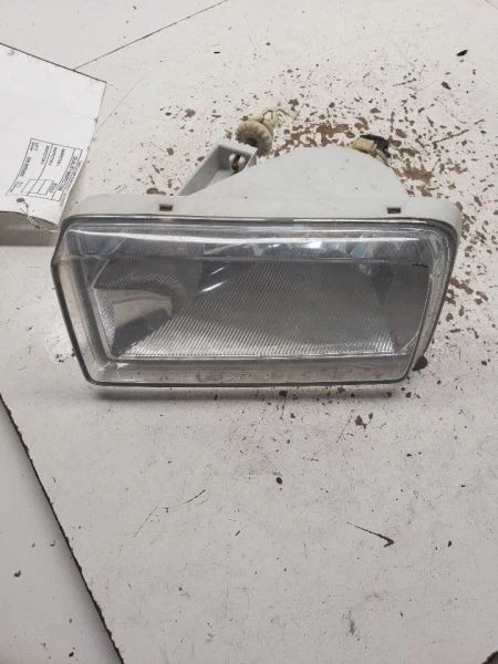 Passenger Corner/Park Light Fog-driving Fits 07-15 SILVERADO 1500 PICKUP 1141507 - Image 2 of 4