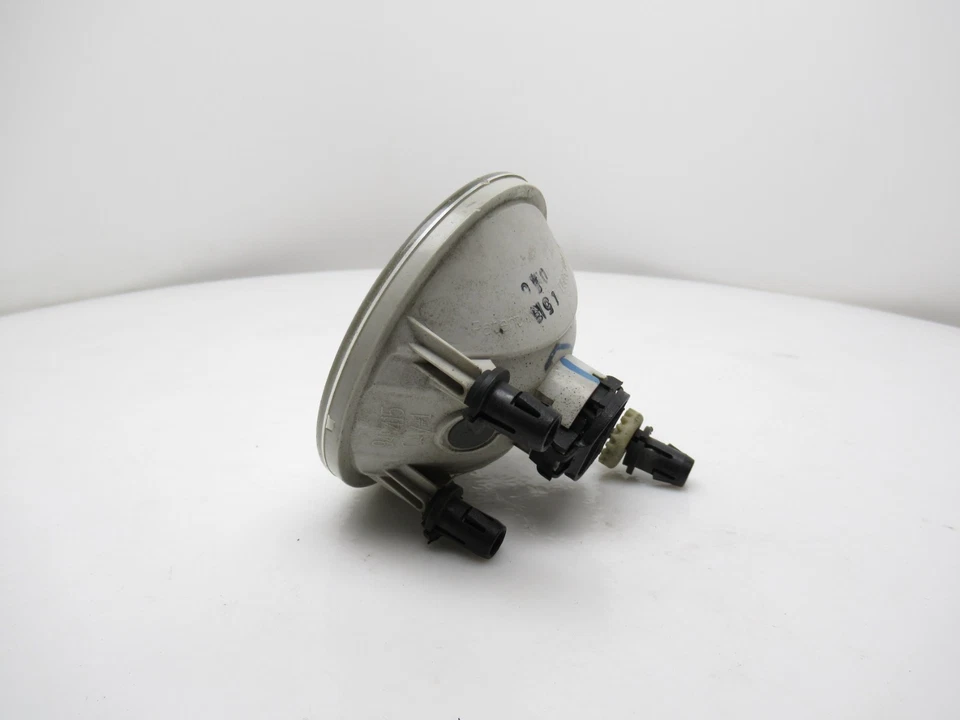 Faro antiniebla delantero izquierdo o derecho GM 2007-2022 15839896 OEM Foto 2 de 4