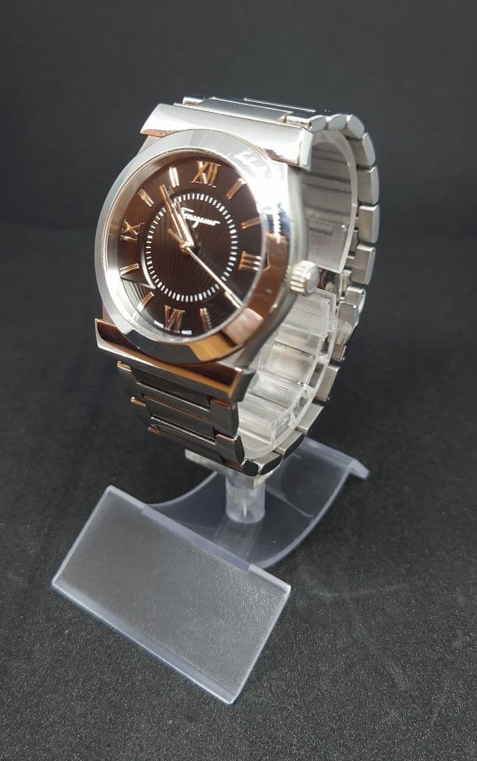 Ferragamo Vega Men's Watch Black Silver Roman Numerals Box Manual Used image 3