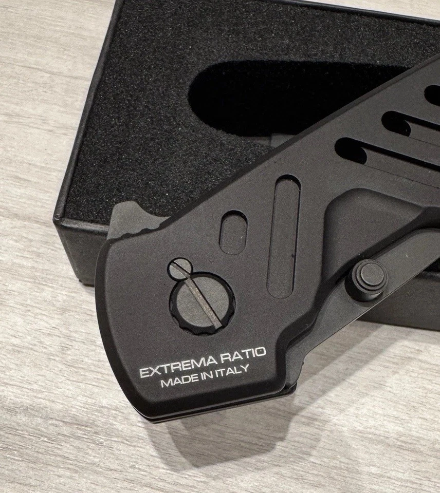 Extrema Ratio Caimano Nero N.A. black - Immagine 4 di 4