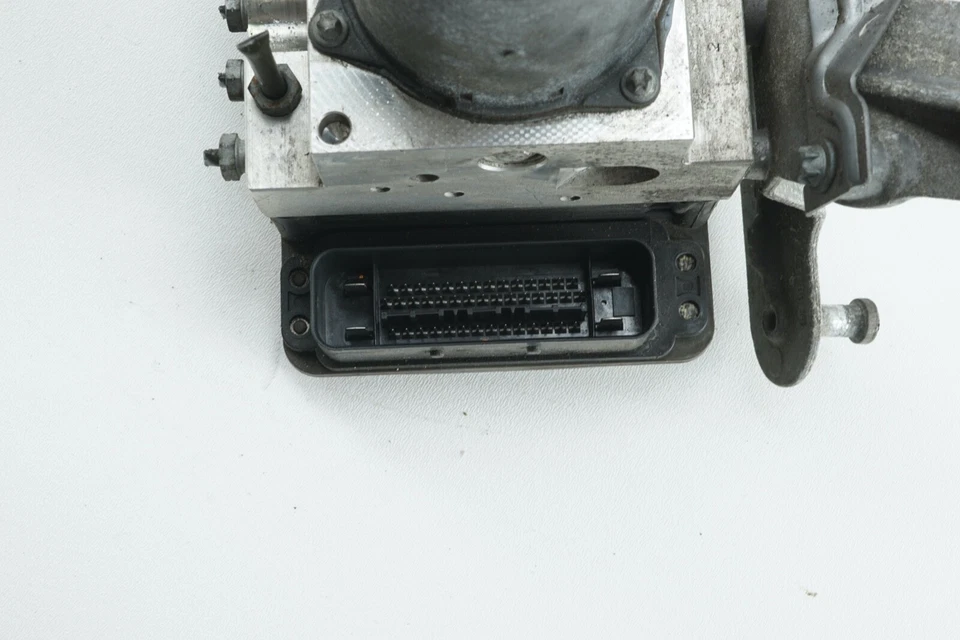 Mercedes W211 C219 насос модуль модулятор клапан OEM 2006 - 2011 - Изображение 2 из 4