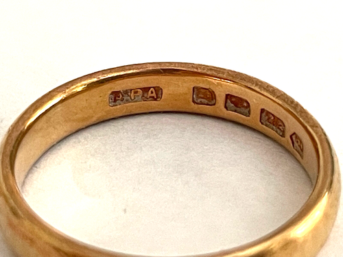 WOW----22k Yellow Gold Wedding Band Ring Size 6 Retirement Sale - Picture 3 of 5