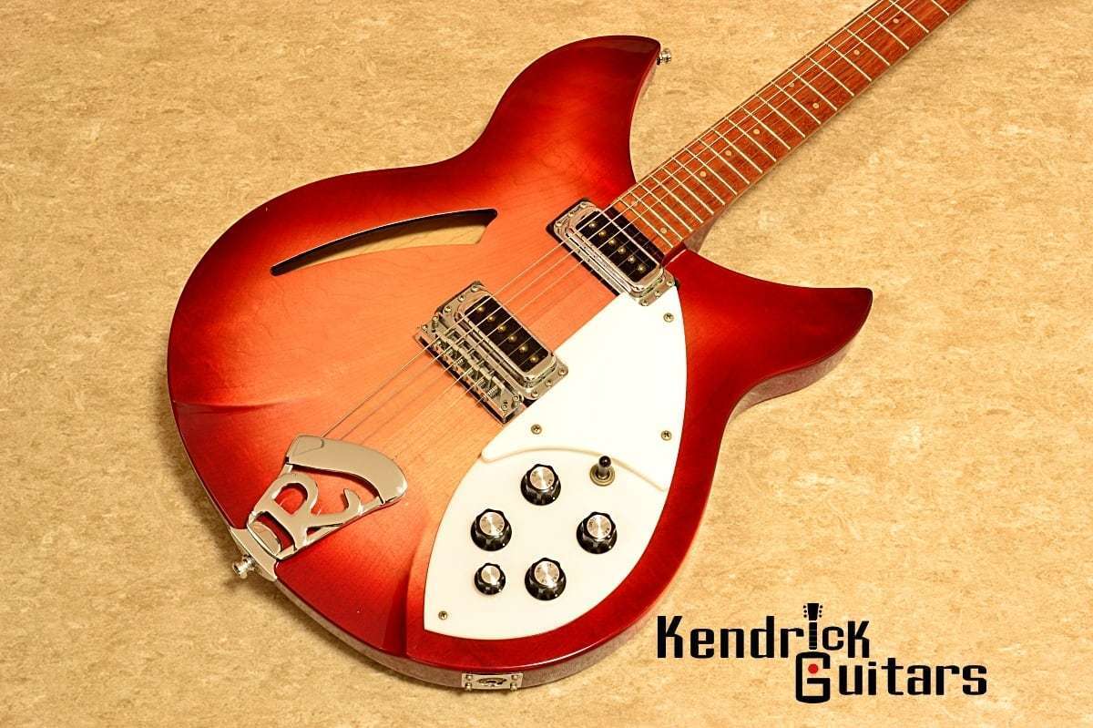 '95 Rickenbacker Model 330 Fireglo セミアコ Rickenbacker Model 330 - Fireglo