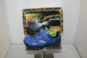 skechers compass