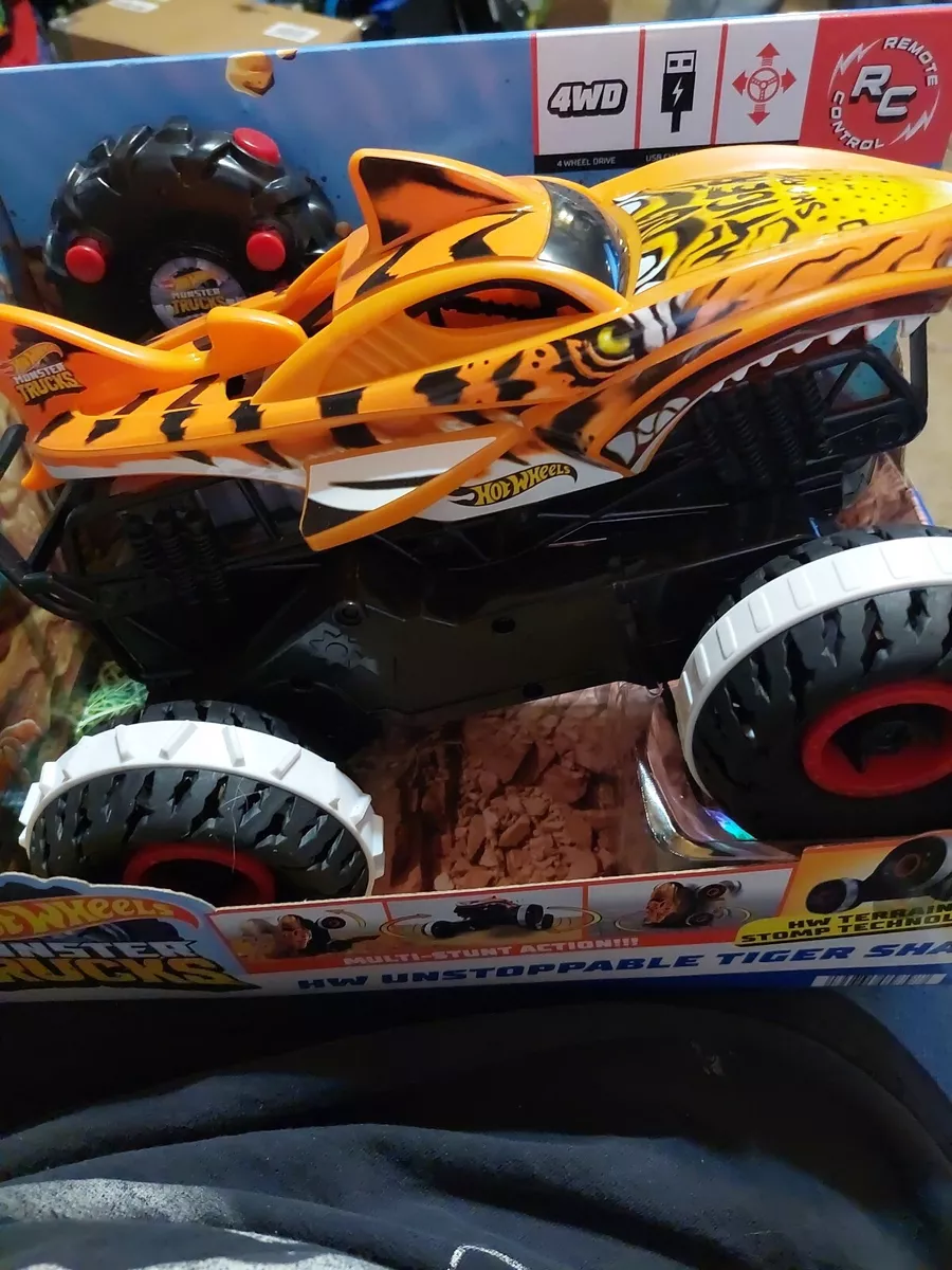 Coche Teledirigido Hot Wheels Monster Trucks Tiger Shark