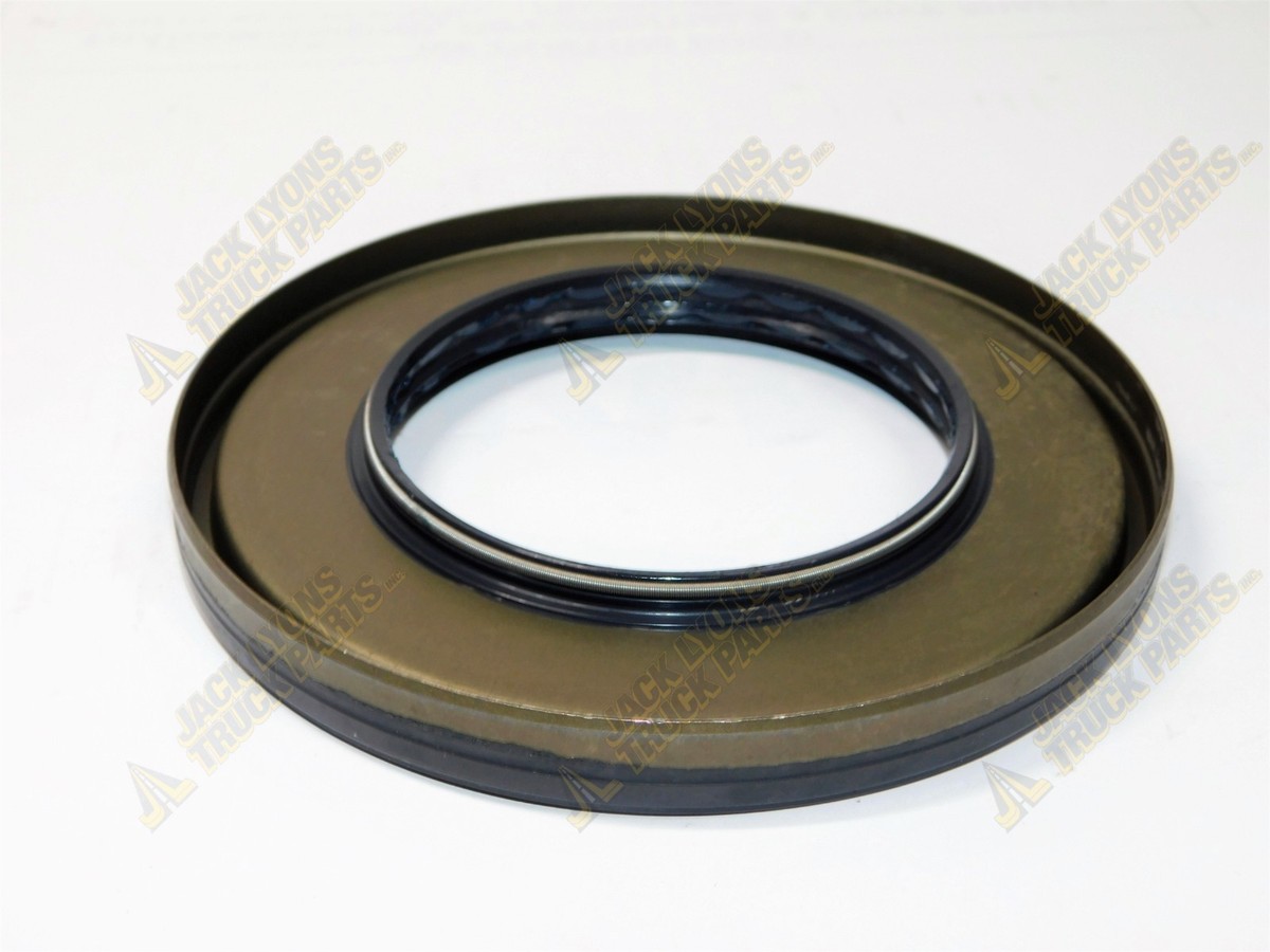 RT-85899 専用 A6819970746 New Axle Alliance RT40.0-4 INPUT RADIAL SEAL