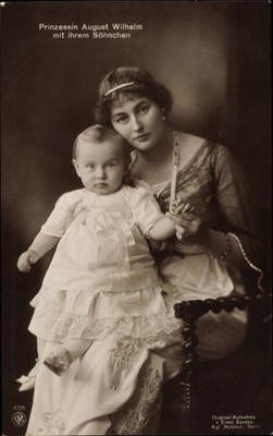 Ak Prinzessin August Wilhelm von Preußen, Alexandra Viktoria mit... - 4161546