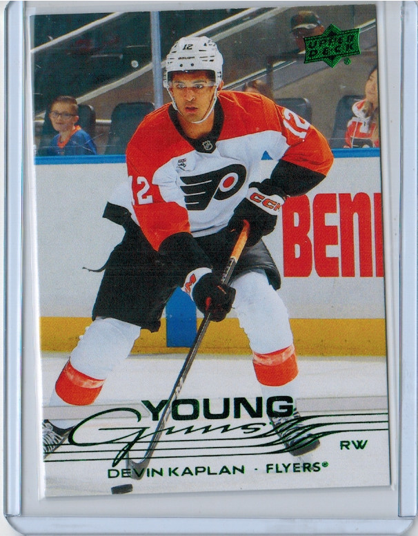 2025-26 Upper Deck Series 2 Holiday Edition Young Guns Devin Kaplan #473