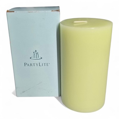 PARTYLITE Pillar Candle: BAMBOO MIST 3''x5'' Green Candle C35550 NEW IN BOX