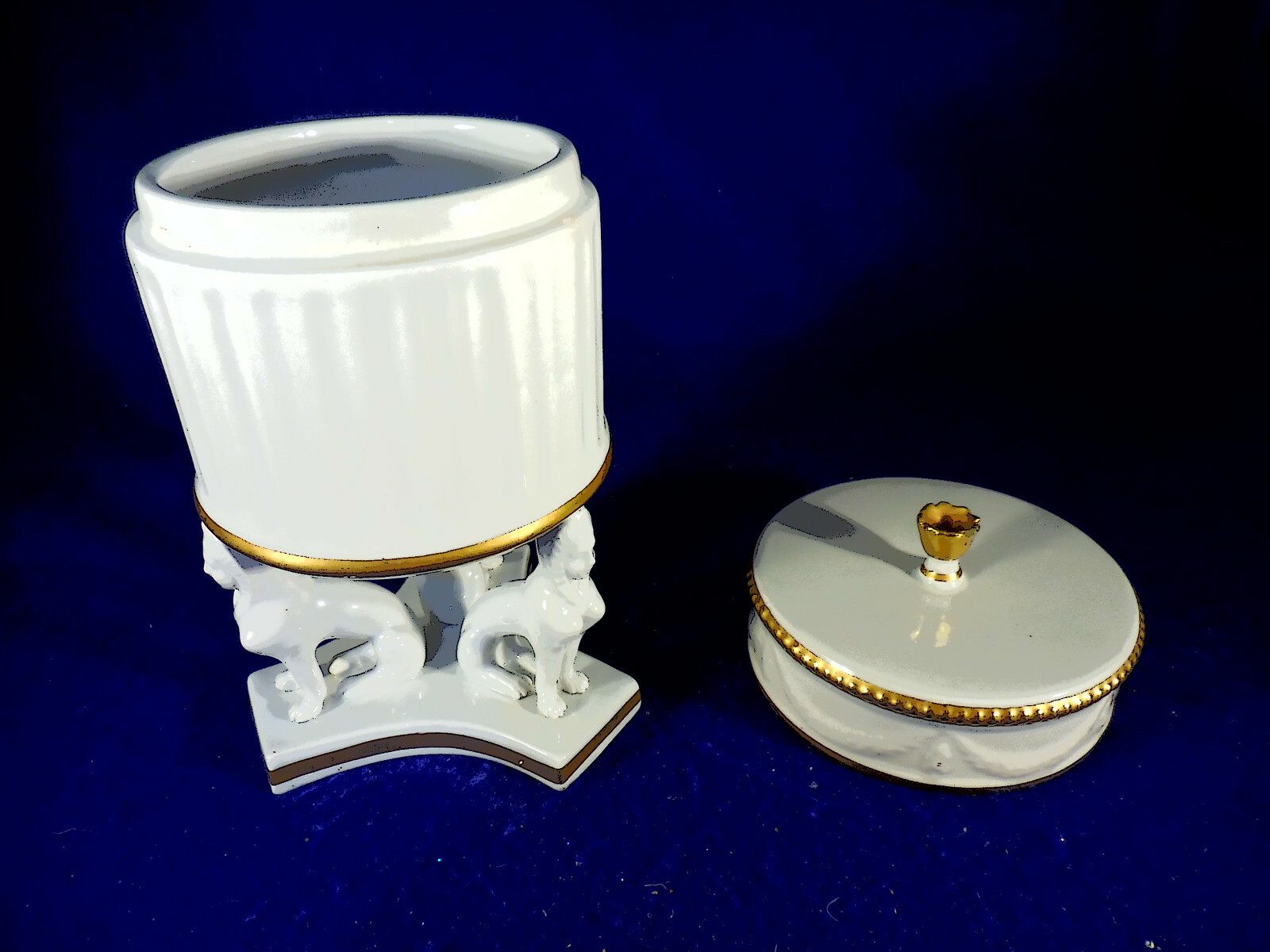 ITALIAN EGYPTIAN CANOPIC JAR POWDER, POTPOURRI HOLDER 8 1/2" BY 4 1/2