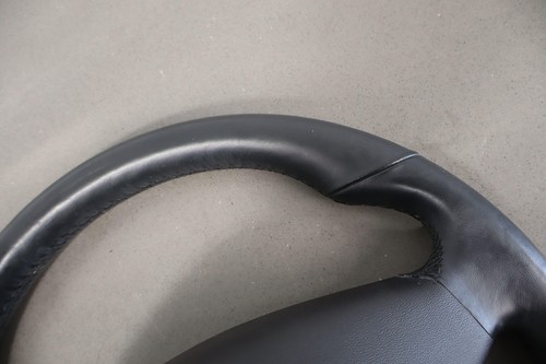 Tesla Model X 2016-2020 cuero fondo plano OEM volante térmico (negro) - Imagen 18 de 21