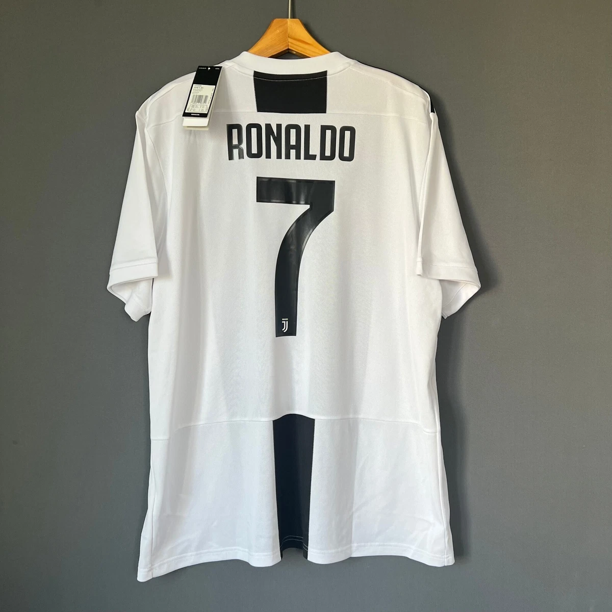 juventus t shirt ronaldo