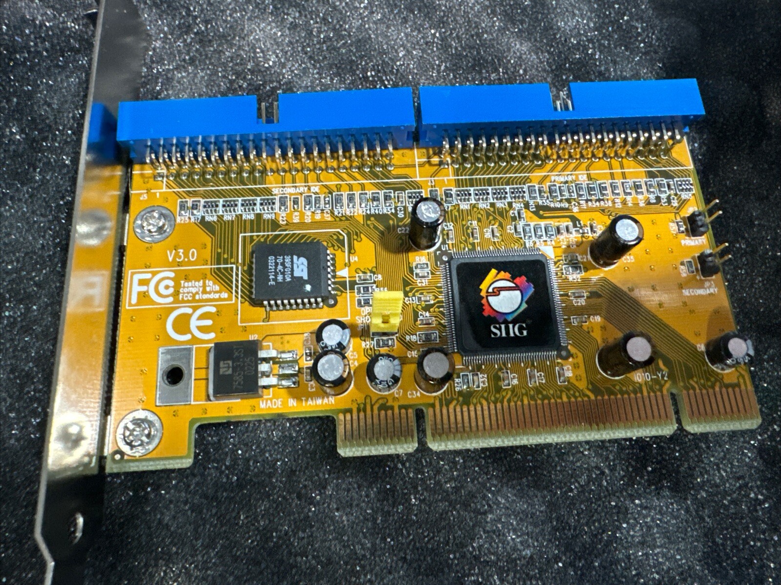 SIIG CN2487 Ultra ATA/133 PCI Dual Channel Bus Master Host Controller