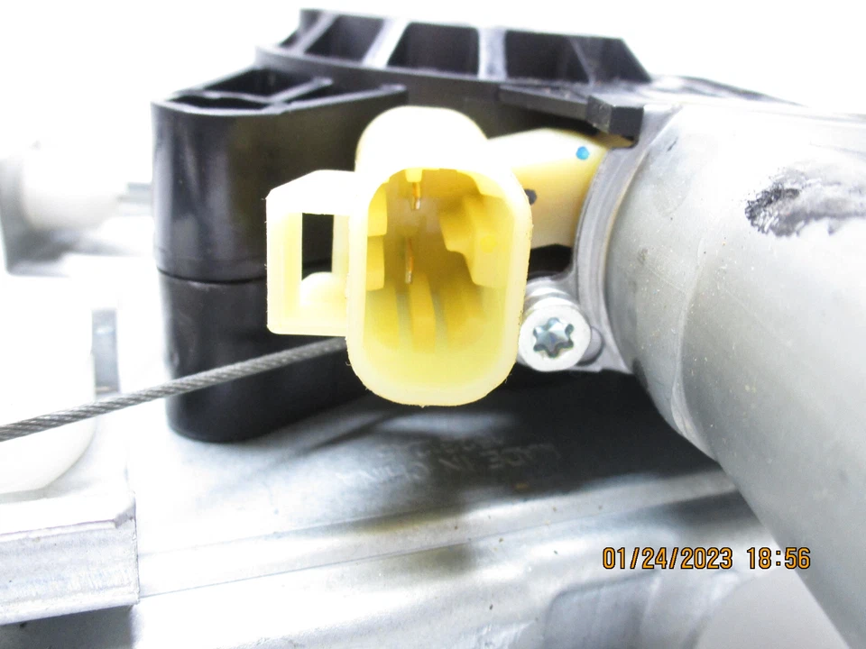 Power Window Motor and Regulator Assembly Rear Left AcDelco 15231245 - Изображение 4 из 4