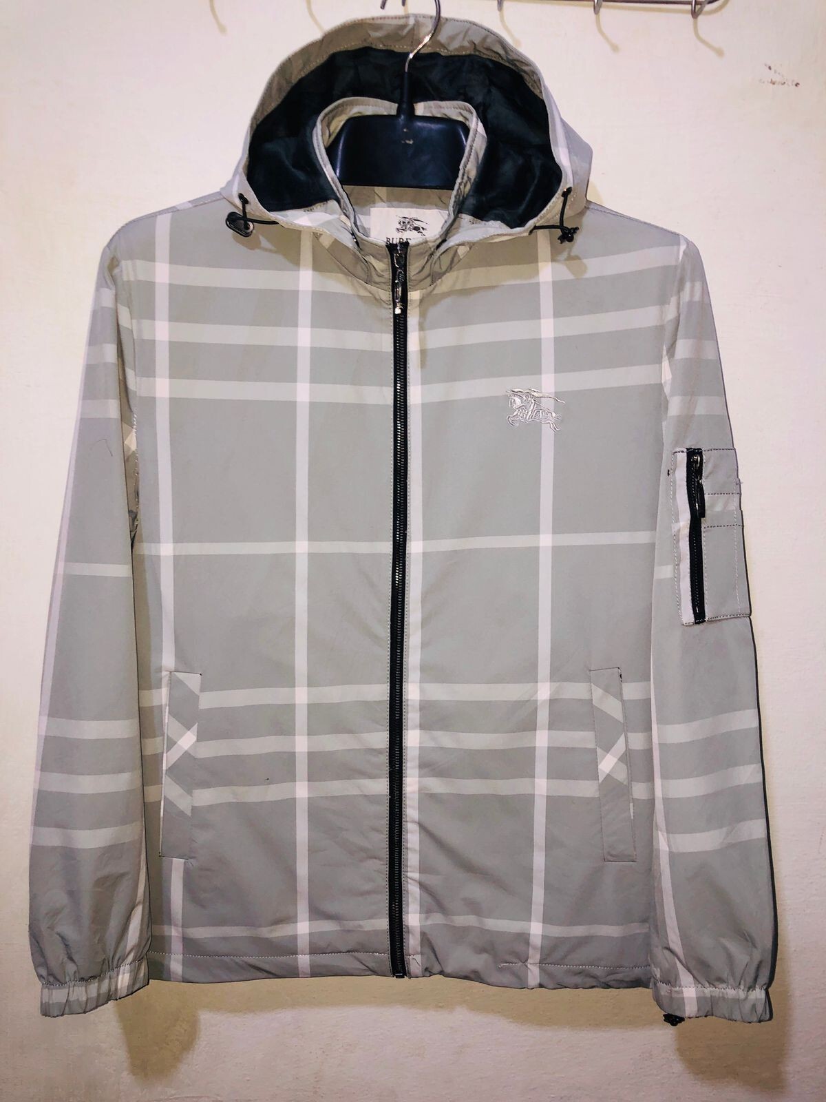 BURBERRY JACKET