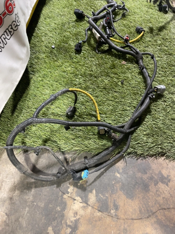 ✅ Caja de fusibles de arnés de cables de motor Chevy Spark 2022 incluida PN: 42702553 OEM Foto 2 de 4