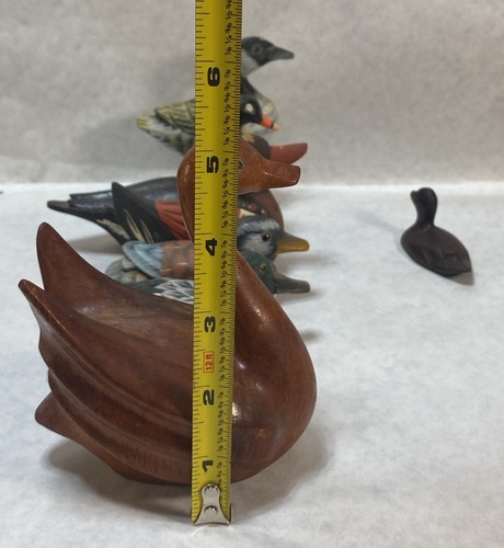 Hand Carved Duck Figurines Lot Of 7 - Picture 10 of 11