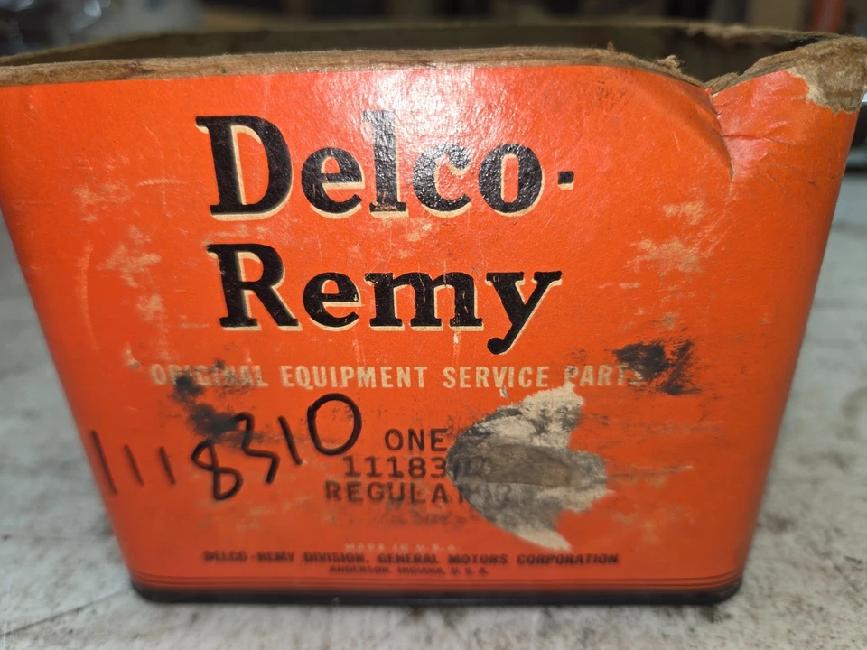 1936-1939 NOS DELCO VOLTAGE REGULATOR MIB 1118309/1118310 buick, chev olds, pont - Image 2 of 4