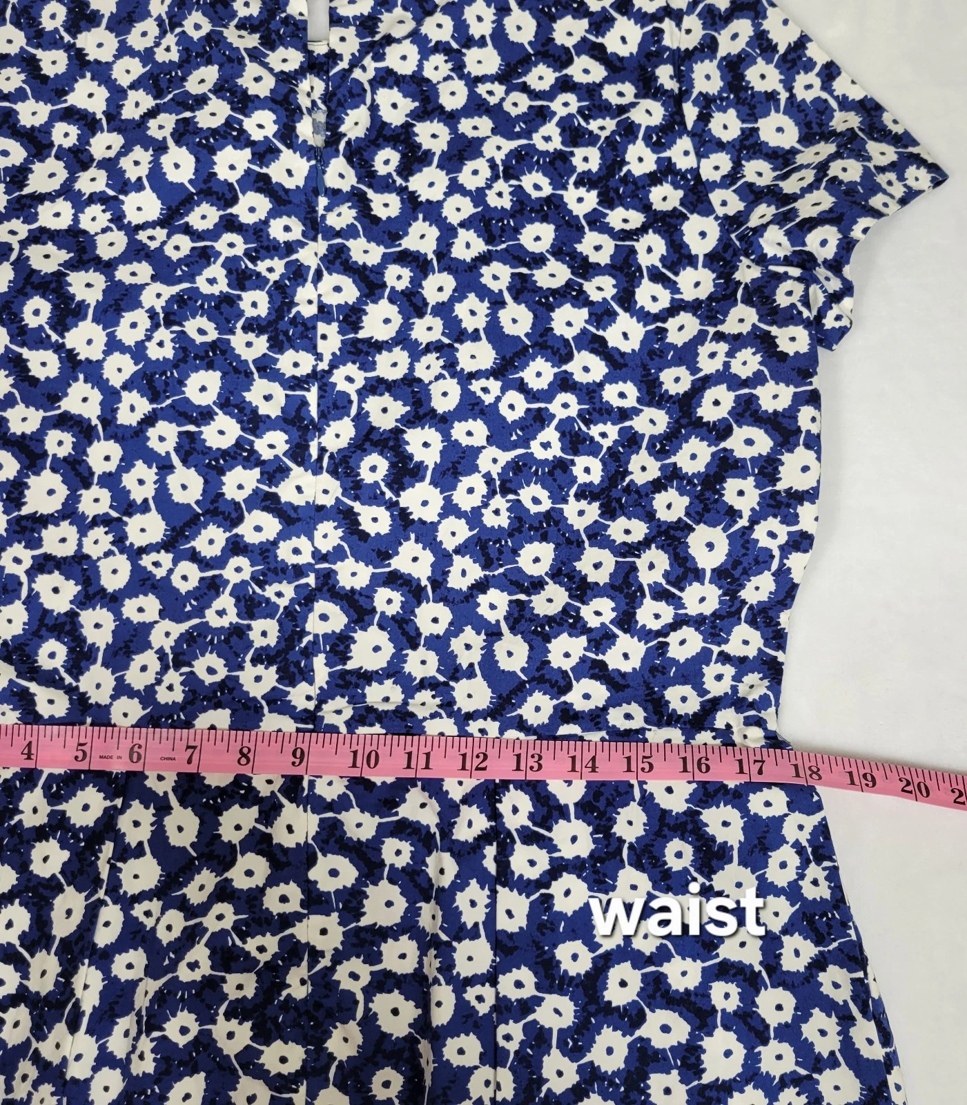 Mini Abito Kate Spade Saturday Nuovo con etichette Blu Floreale Pieghettato Grandi Tasche Viaggio Vaca