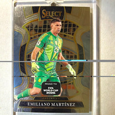 Panini Select Road to FIFA World Cup 2026 Terrace Emiliano Martínez #60
