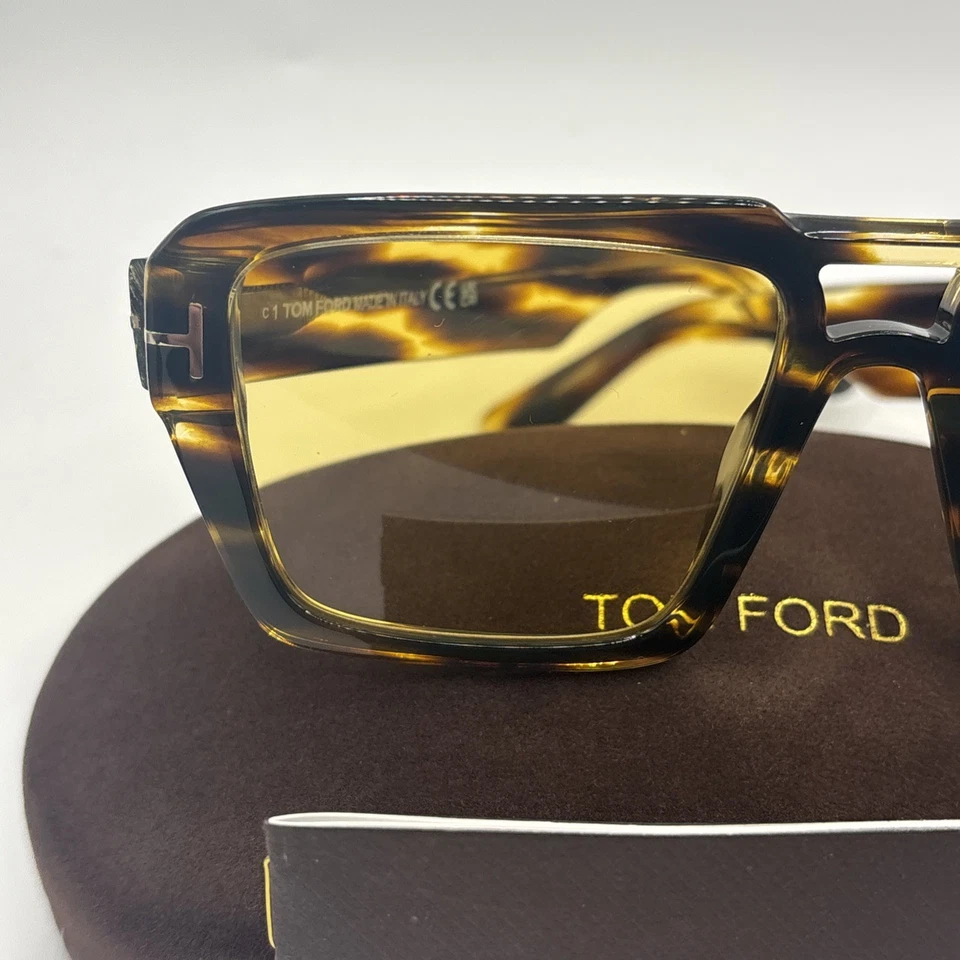 Óculos de sol fotocromático Tom Ford Redford TF1153 52E Havana escura 56mm FT1153 - Imagem 3 de 4