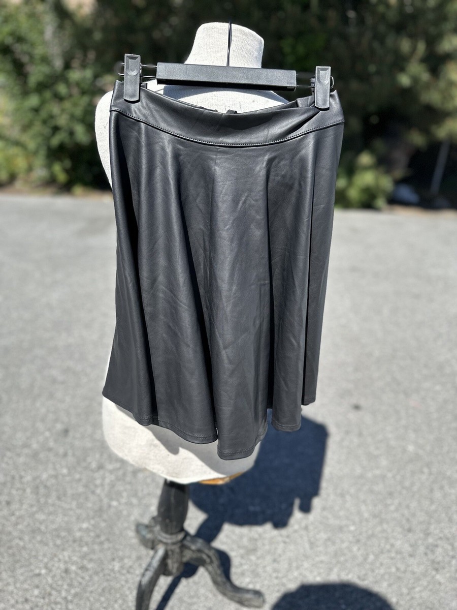 Cemi Ceri Skirt Women's Extra Large Faux Leather Back Gold Zip