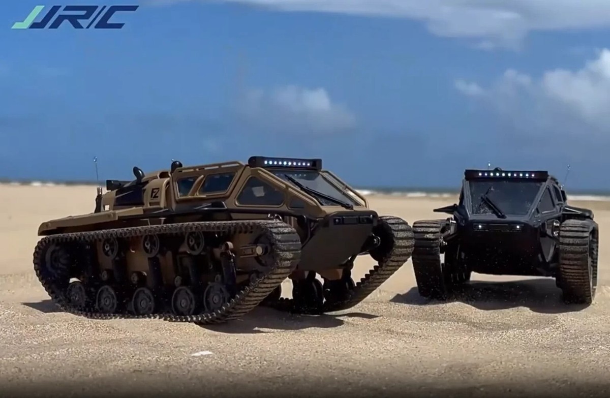JJRC C8812 LED ライトフルスケールタンク JJRC C8812 High-Speed RC Tank Car – 360° Drift, Dual Motors