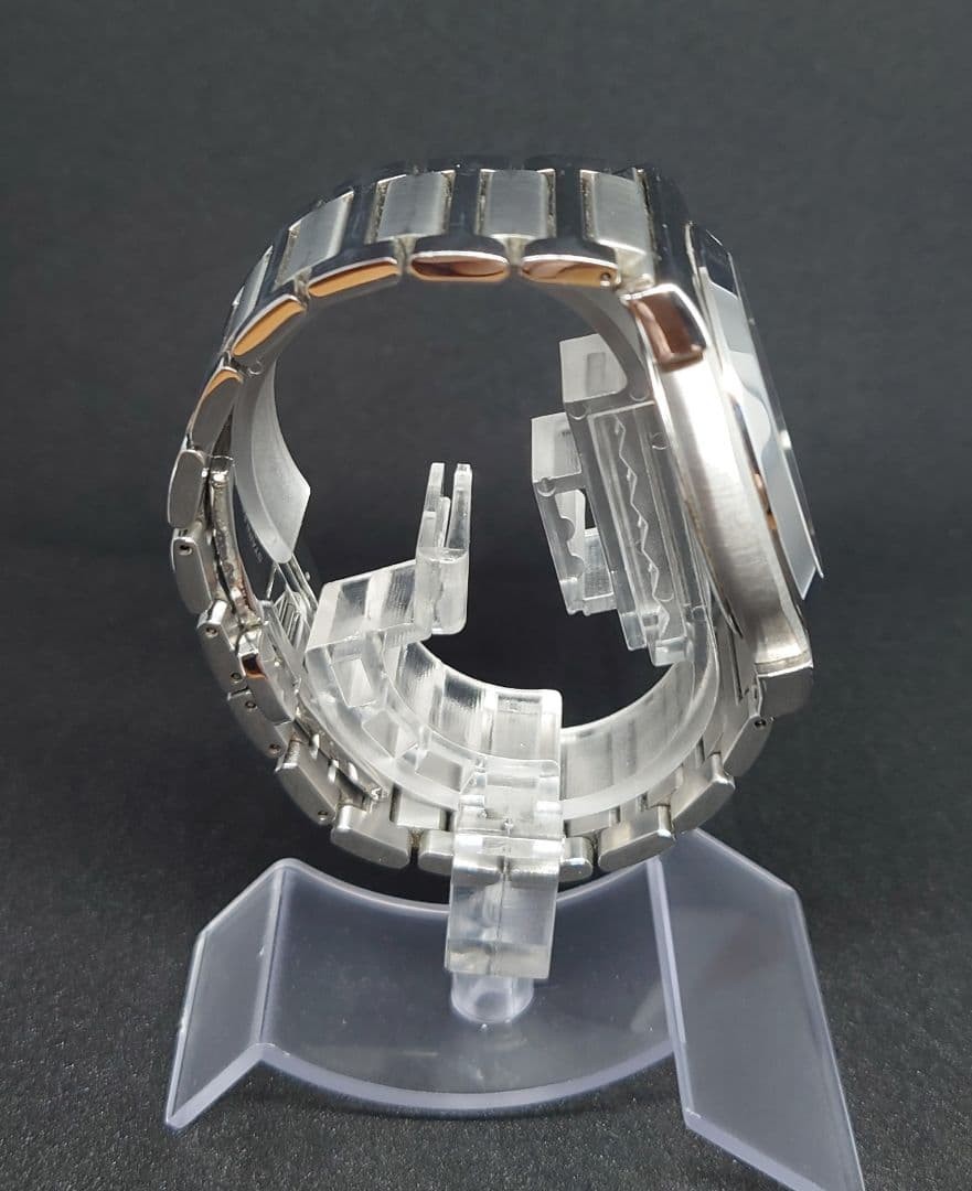 Ferragamo Vega Men's Watch Black Silver Roman Numerals Box Manual Used image 5