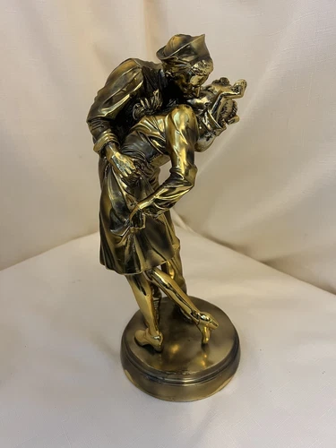 Pacific Giftware Sailor Kissing Nurse Famous Photo Statue Figure Gold 12”