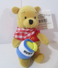 Disney Store Picnic Pooh Bean Bag Plush 8" Winnie the Pooh and Friends NWT