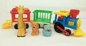 fisher price zoo train giraffe elephant monkey