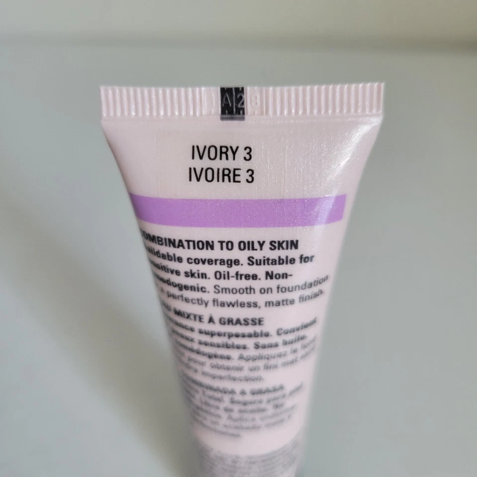 Mary Kay TimeWise Matte Wear Ivory 3 Liquid Foundation 1 oz New without Box - Image 4 of 4