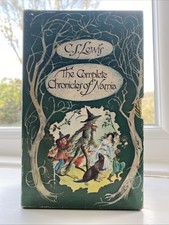 The Complete Chronicles of Narnia 7 Paperback Book Box Set - CS Lewis - 1974