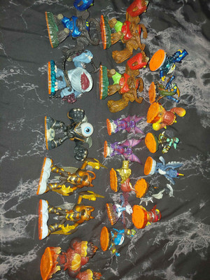 Skylanders Giants Figures Bulk Listings