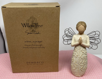 Willow Tree Figurine  ''A Prayer''  By Artist  Susan Lordi New In Box