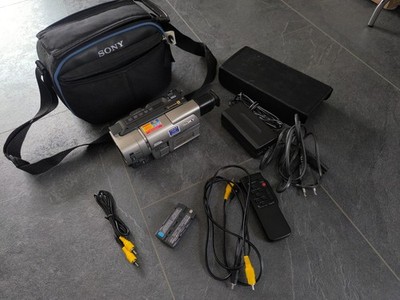 Sony CCD-TRV48E Video 8 Camcorder Handycam NightShot 80xDigital Zoom